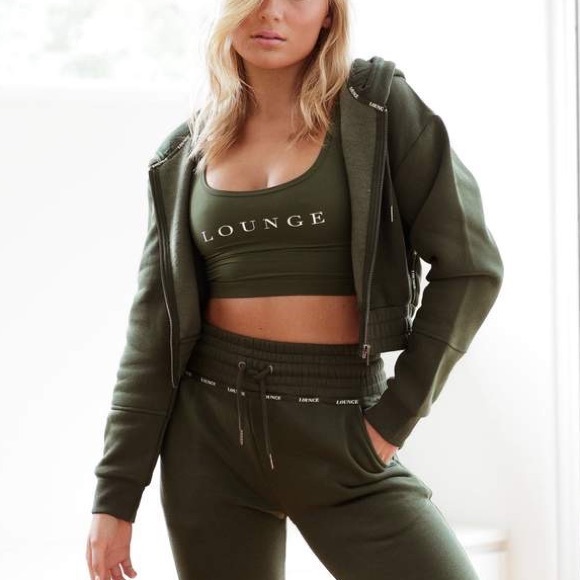 NWT LOUNGE Apparel Zip Up Cropped Scrunchie Hoodie - Picture 2 of 3